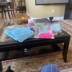 Culturefly Bundle of picnic tote, soy candle, cloth napkins, & picnic blanket.